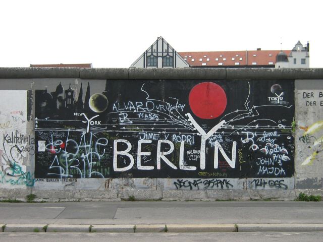Берлинската стена (Berliner Mauer)